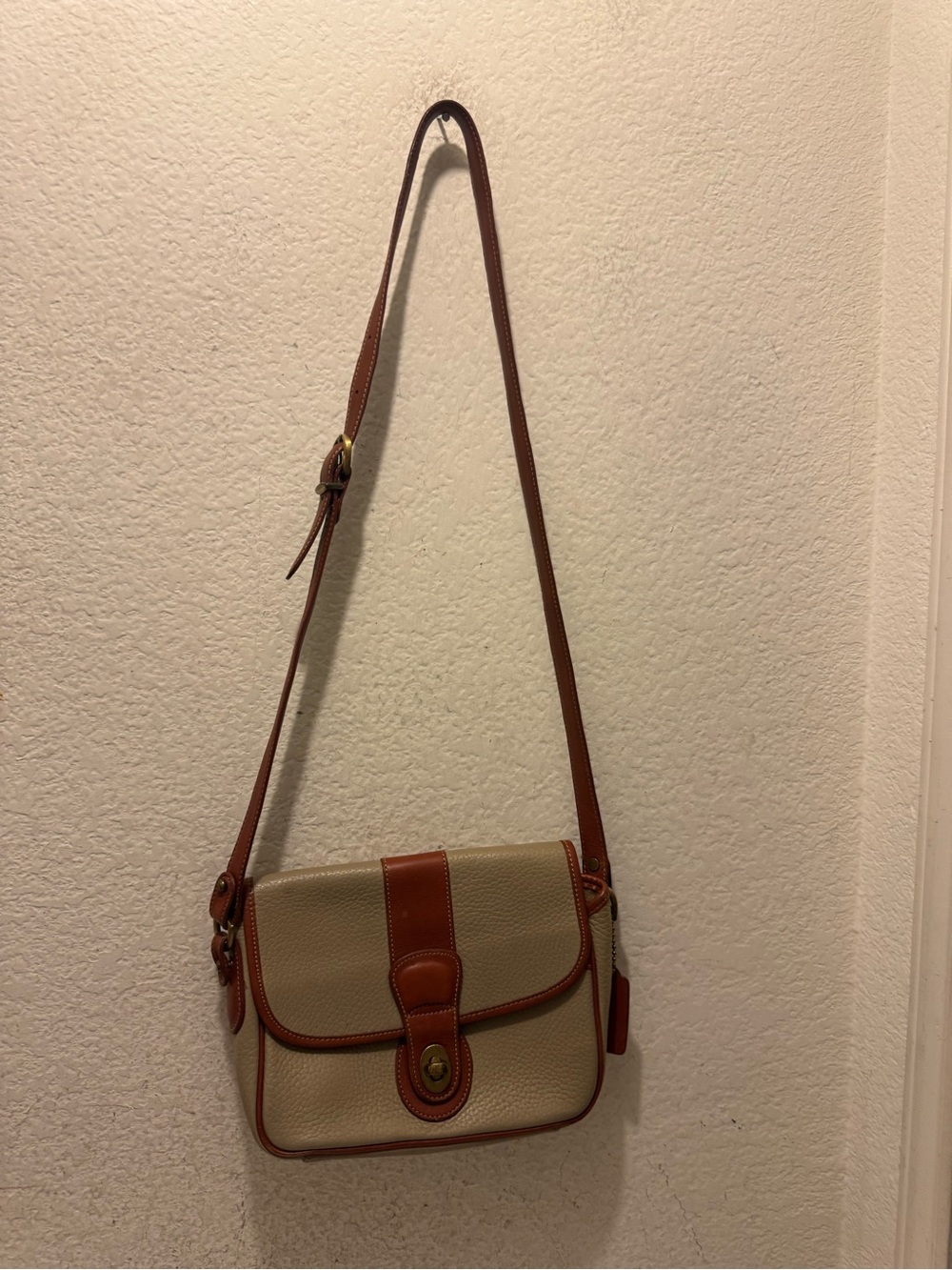 Vintage Coach Beige and Brown Leather Crossbody Shoulder Bag